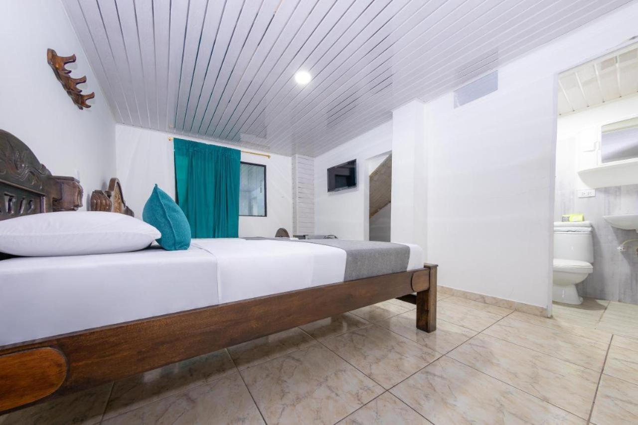 Hotel Vegas Sergio Medellín Eksteriør bilde